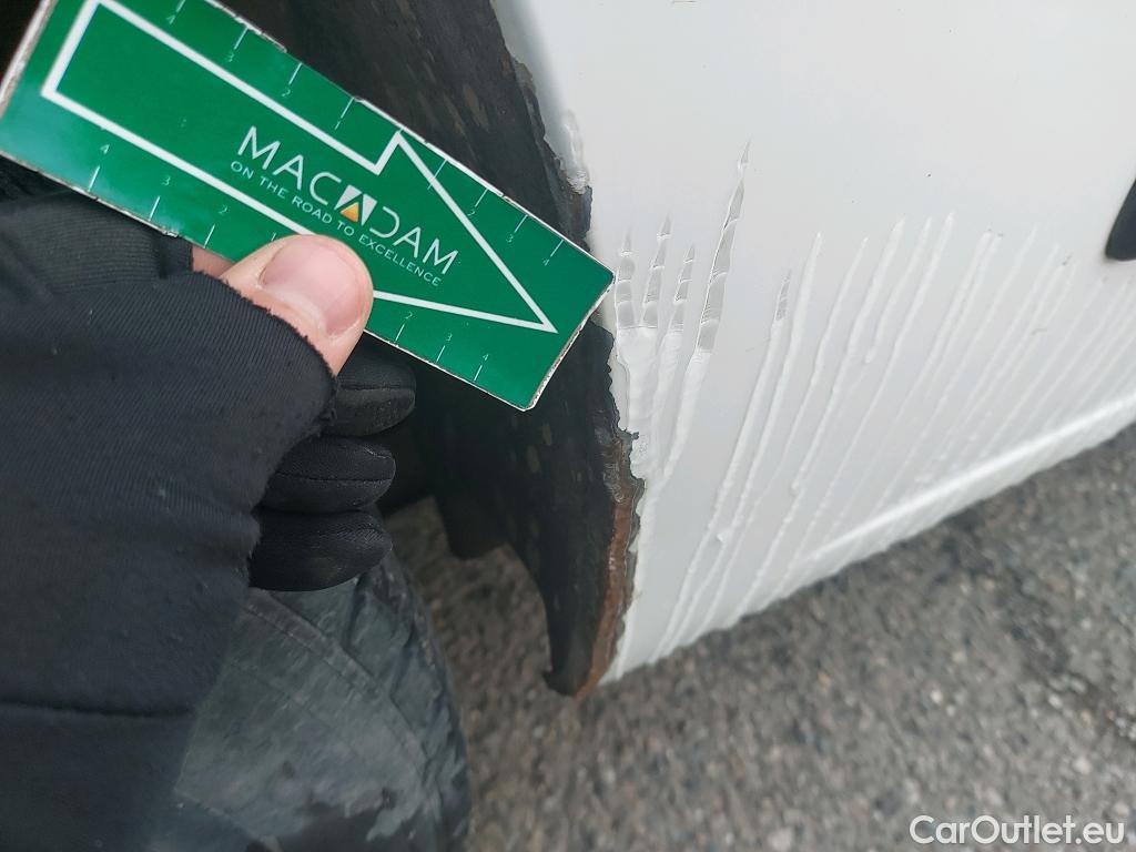  Peugeot  Partner PEUGEOT  / 2018 / 4P / furgón derivado de turismo Standard 1000kg BlueHDi 73kW #16