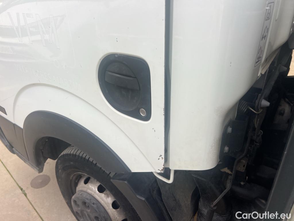  Nissan  NV400 NISSAN NT400 / 2014 / 2P / pick-up de lados abatibles 35.13/2 Básico AA CAL Cab Abatible Media #19