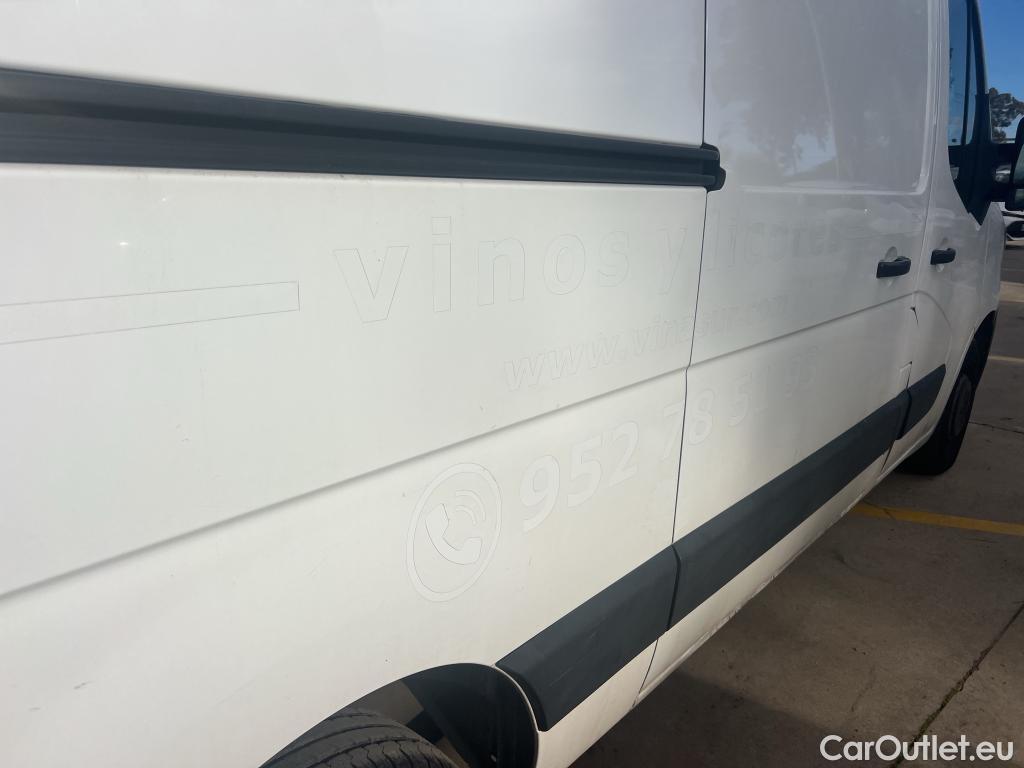  Renault  Master RENAULT  / 2019 / 4P / furgón Furgón T L2H2 3500 Bl dCi 100kW (135CV) #17