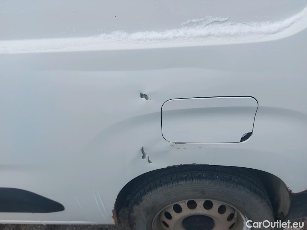  Peugeot  Partner PEUGEOT  / 2018 / 4P / furgón derivado de turismo Standard 1000kg BlueHDi 73kW #11