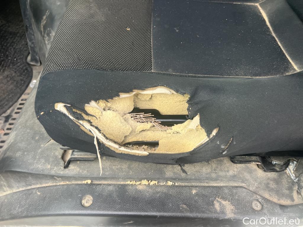  Nissan  NV400 NISSAN NT400 / 2014 / 2P / pick-up de lados abatibles 35.13/2 Básico AA CAL Cab Abatible Media #30