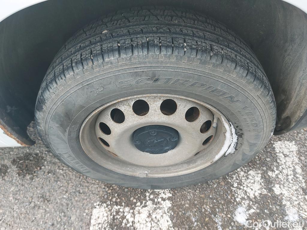  Peugeot  Partner PEUGEOT  / 2018 / 4P / furgón derivado de turismo Standard 1000kg BlueHDi 73kW #78