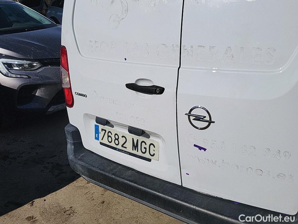  Opel  Combo OPEL  / 2018 / 3P / furgón derivado de turismo Cargo L 650kg Diesel 1.5 100HP S&S MT E6 #16