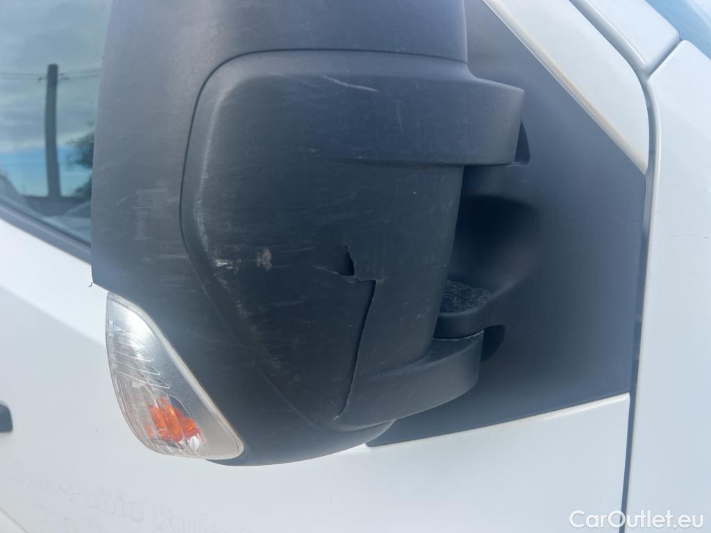  Renault  Master RENAULT  / 2019 / 4P / furgón Furgón T L2H2 3500 Bl dCi 100kW (135CV) #23