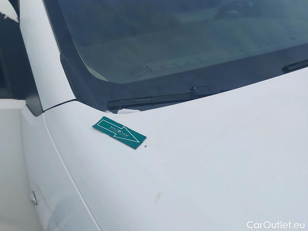  Peugeot  Partner PEUGEOT  / 2018 / 4P / furgón derivado de turismo Standard 1000kg BlueHDi 73kW #42