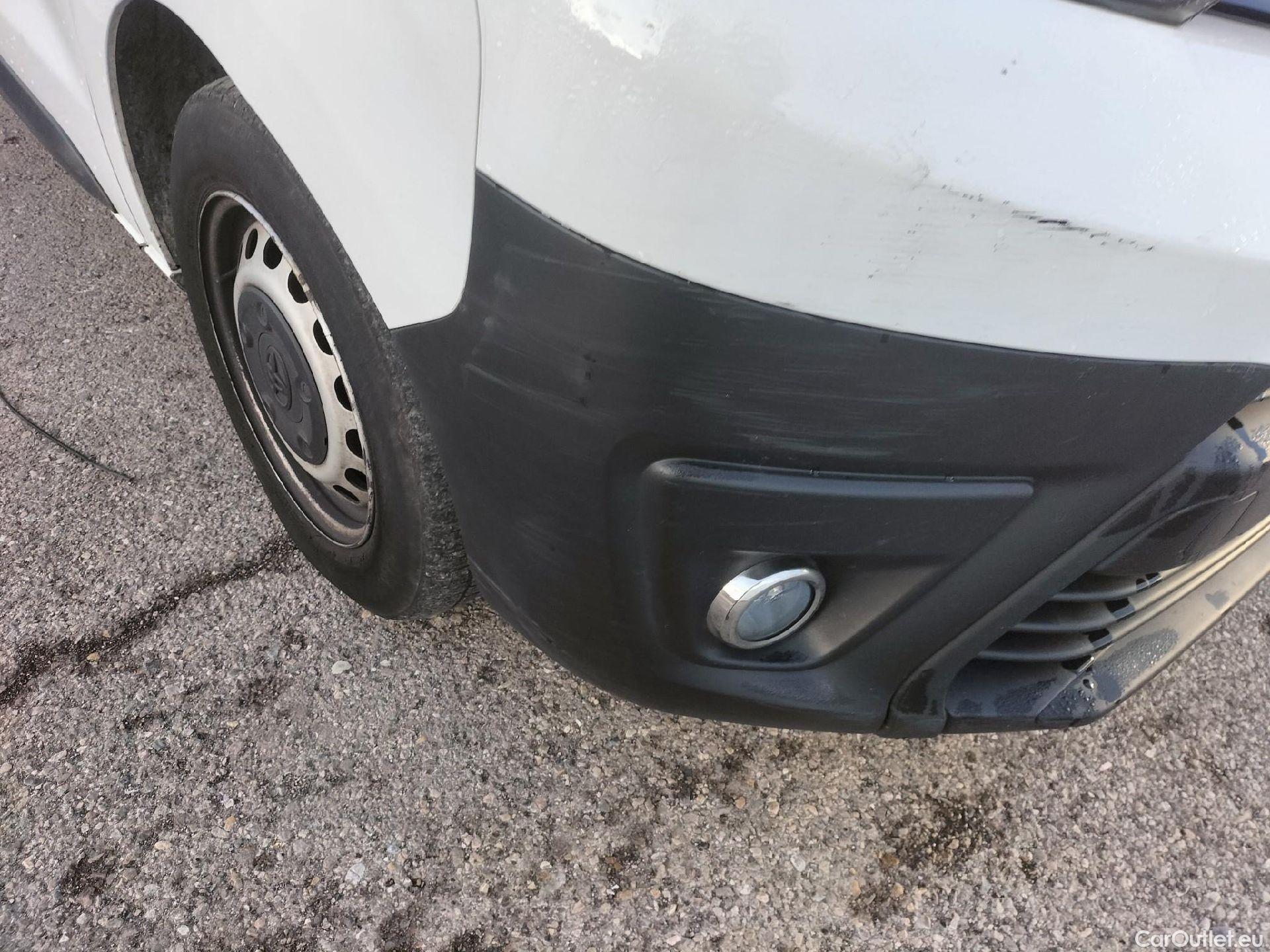  Toyota  Proace TOYOTA  / 2020 / 4P / furgón 1.5D 100CV GX 1PL 2PT L1 #5