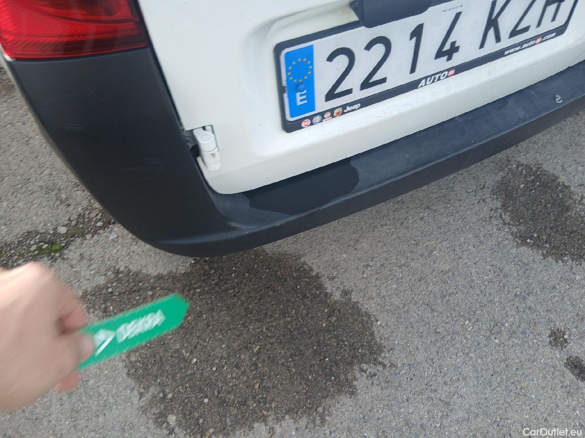  Fiat  Fiorino FIAT  / 2016 / 3P / furgón derivado de turismo Cargo Base 1.3 Mjet 59kW (80CV) E6 #20