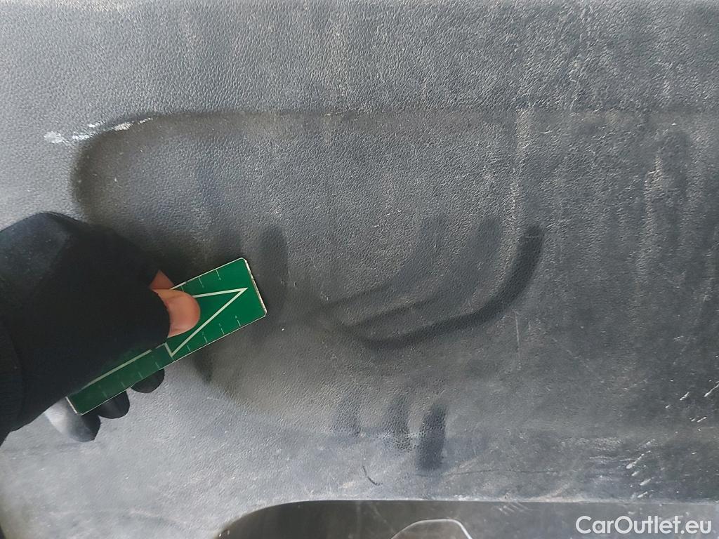  Peugeot  Partner PEUGEOT  / 2018 / 4P / furgón derivado de turismo Standard 1000kg BlueHDi 73kW #60