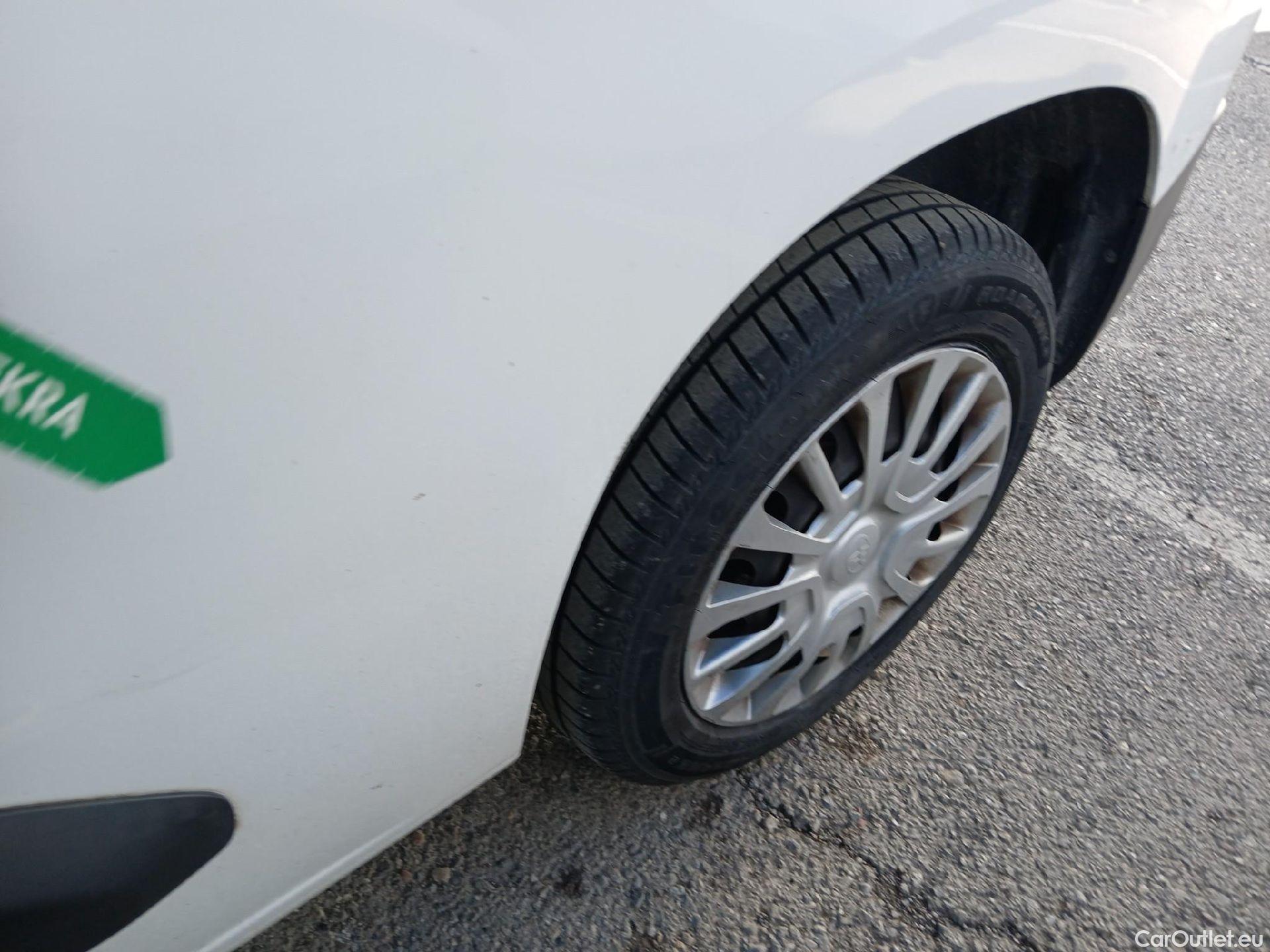  Toyota  Proace TOYOTA  City 1.5D 75kW (100CV) GX L1 (AC) #28