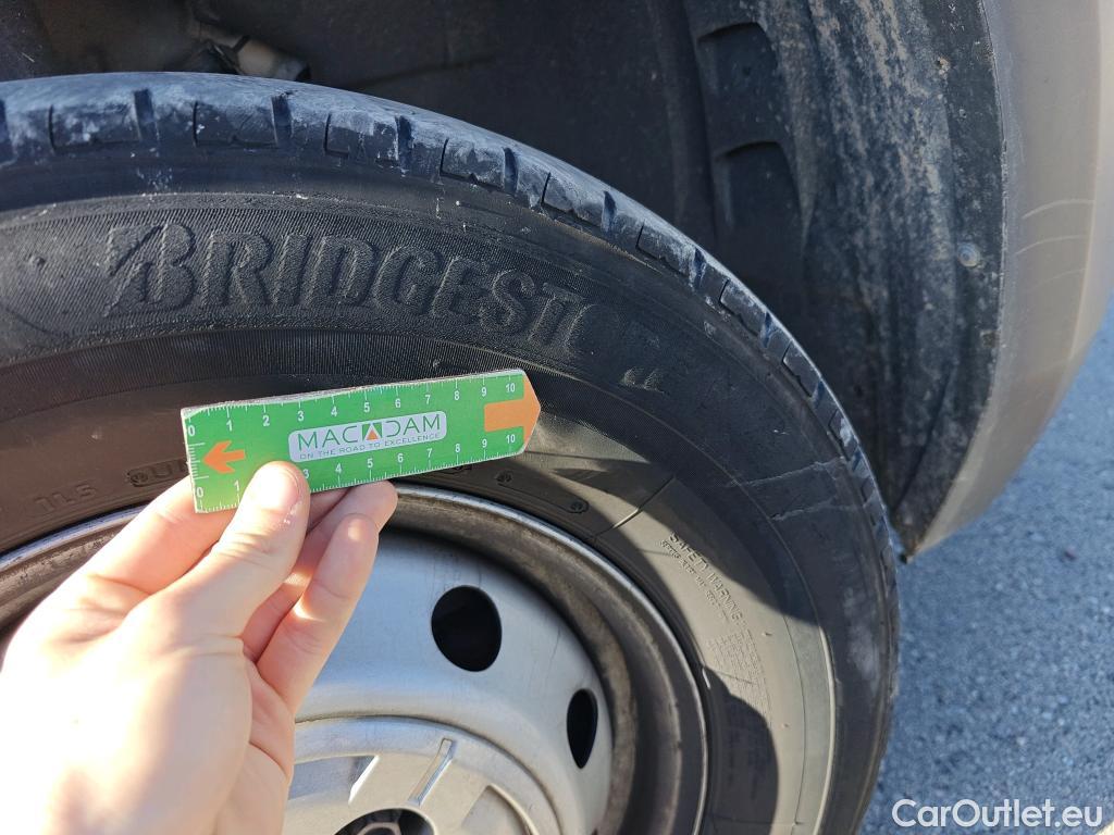  Opel  Movano OPEL  / 2021 / 4P / furgón Furgón Edition L2H2 3.5T BlueHDi 103kW #25