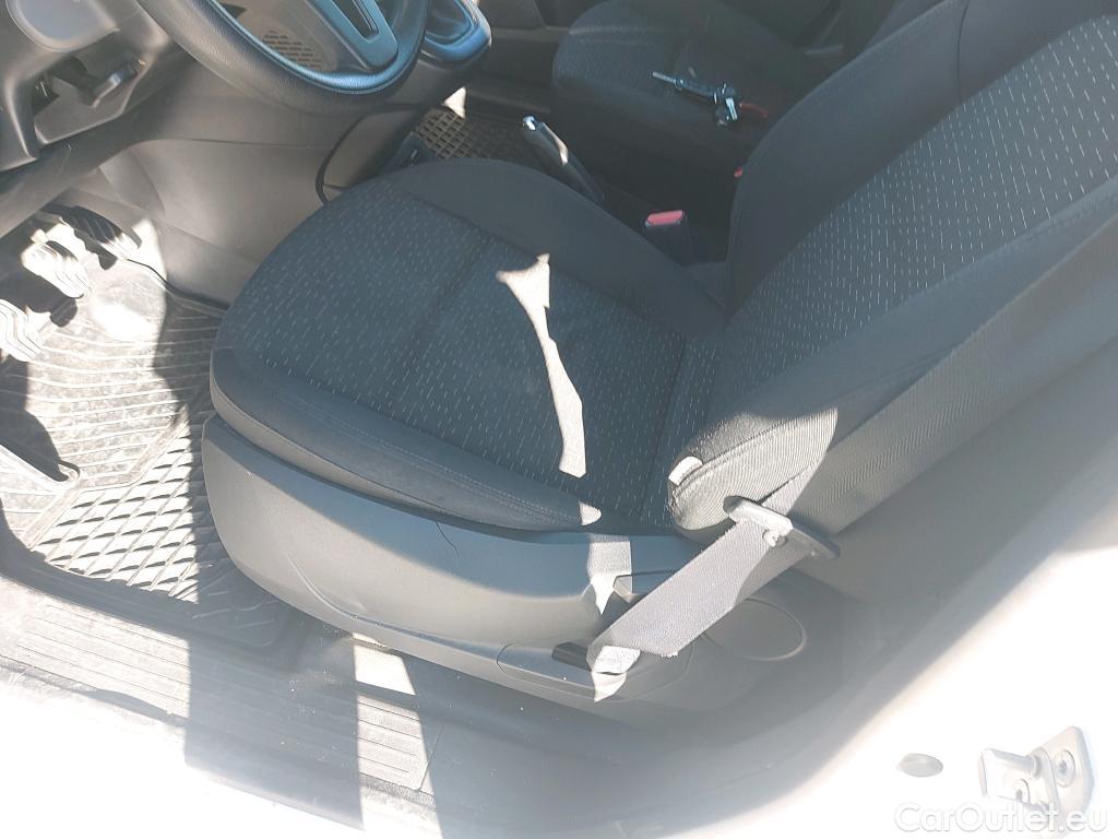  Mercedes  Citan MERCEDES-BENZ  / 2021 / 4P / furgón derivado de turismo 110 CDI 70kW Furgón Base Largo #26