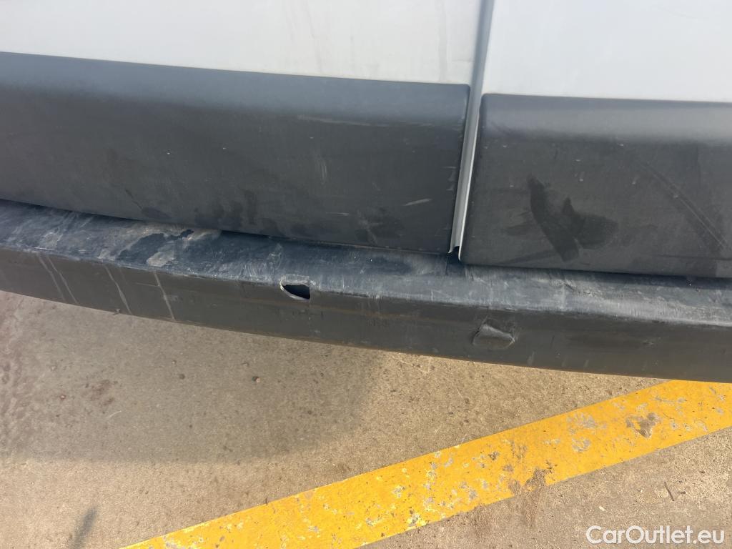  Renault  Master RENAULT  / 2019 / 4P / furgón Furgón T L2H2 3500 Bl dCi 100kW (135CV) #9