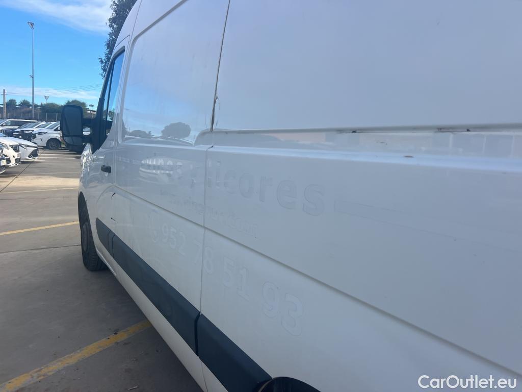  Renault  Master RENAULT  / 2019 / 4P / furgón Furgón T L2H2 3500 Bl dCi 100kW (135CV) #19