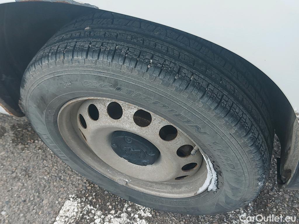  Peugeot  Partner PEUGEOT  / 2018 / 4P / furgón derivado de turismo Standard 1000kg BlueHDi 73kW #44