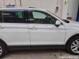  Volkswagen  Tiguan VOLKSWAGEN  / 2016 / 5P / SUV 2.0 TDI SCR 110KW ADVANCED BMT DSG #36