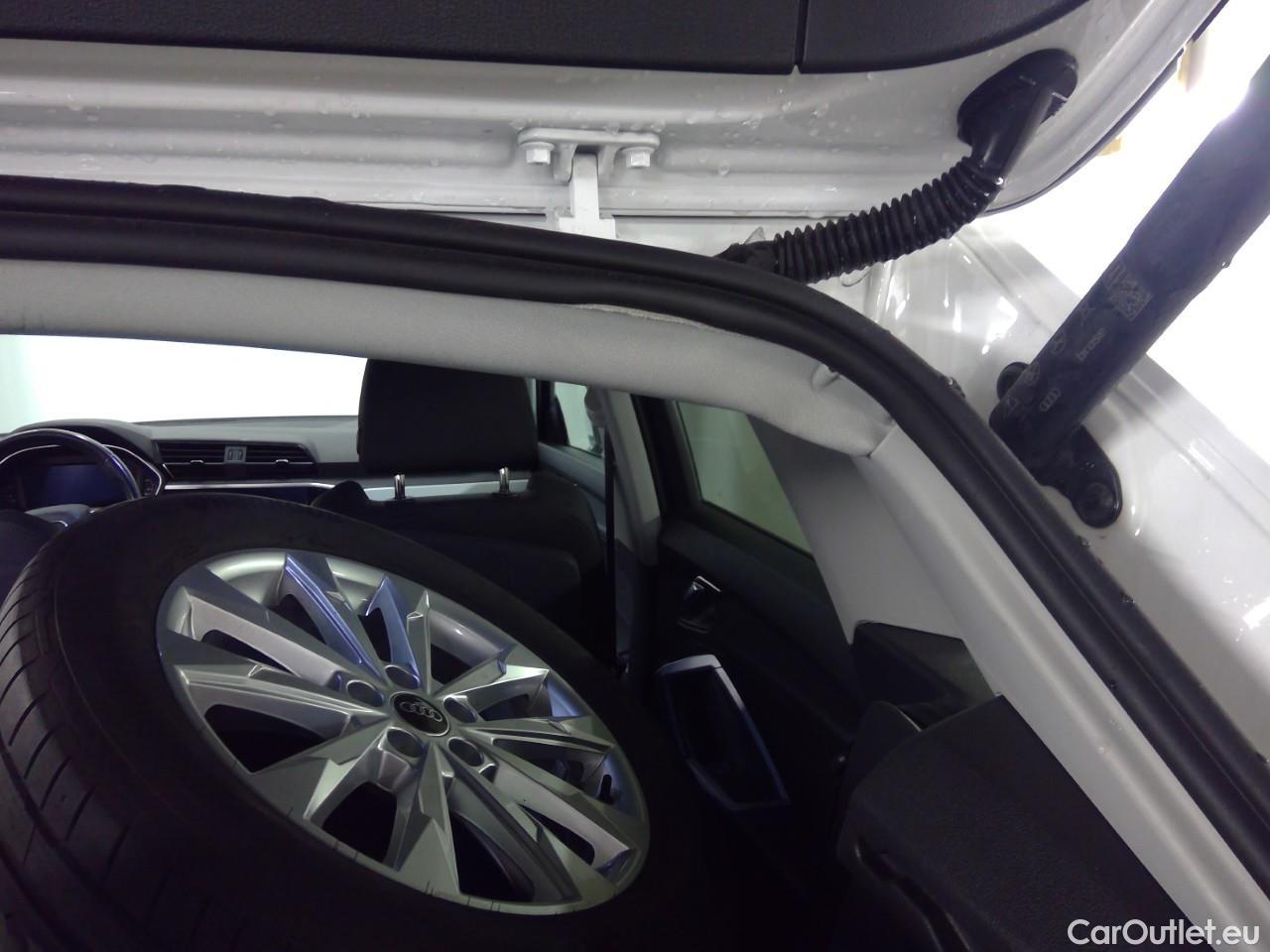  Audi  Q3  45 TFSIe Proline Aut #10