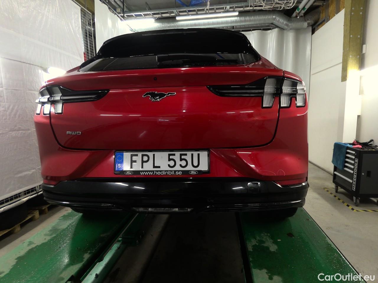  Ford  Mustang Mach-e 99 kWh Long Range AWD #16