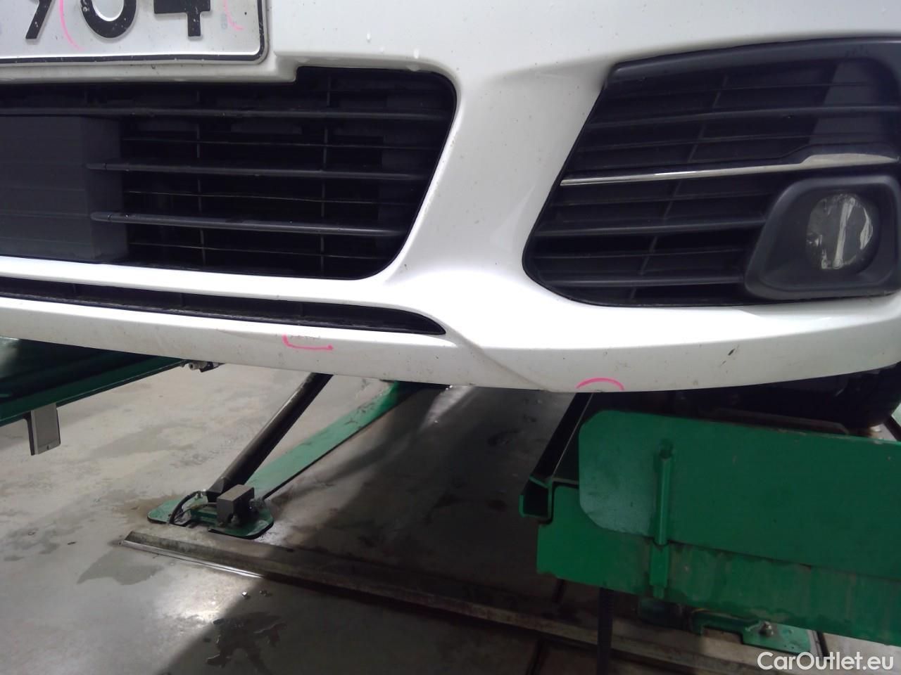  Peugeot  308  SW HDi 120 Active Aut. #28