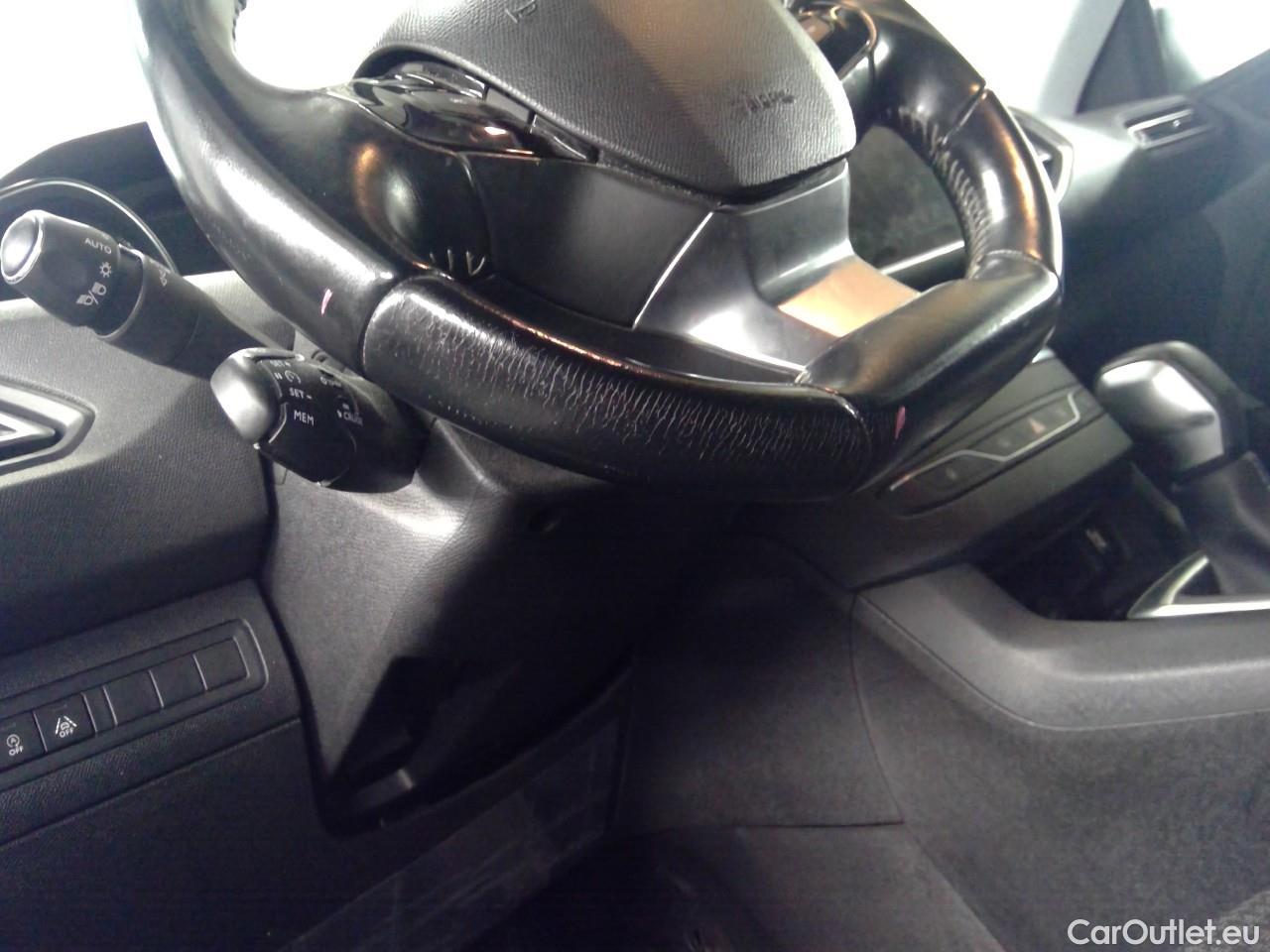  Peugeot  308  SW HDi 120 Active Aut. #9