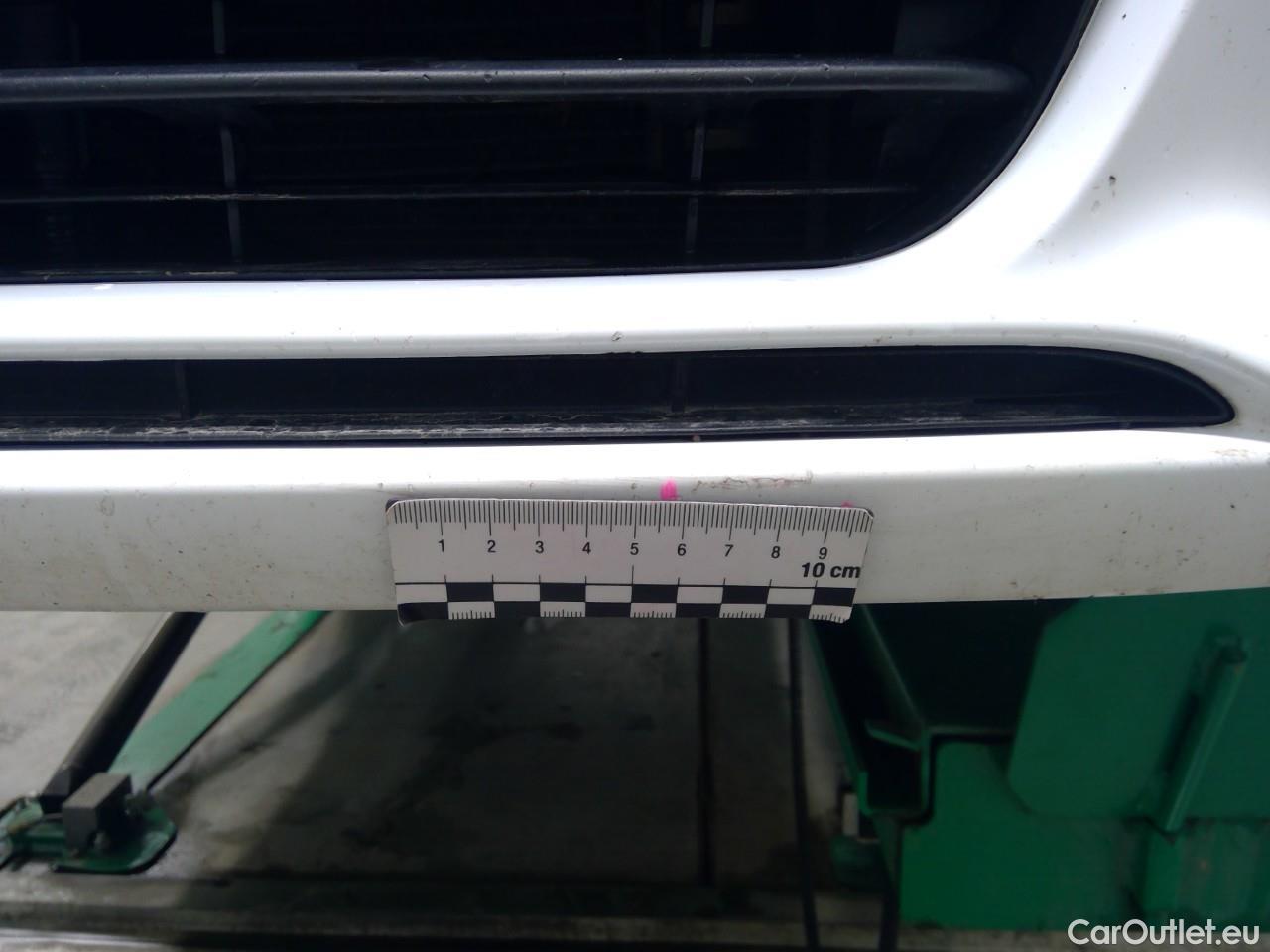  Peugeot  308  SW HDi 120 Active Aut. #29