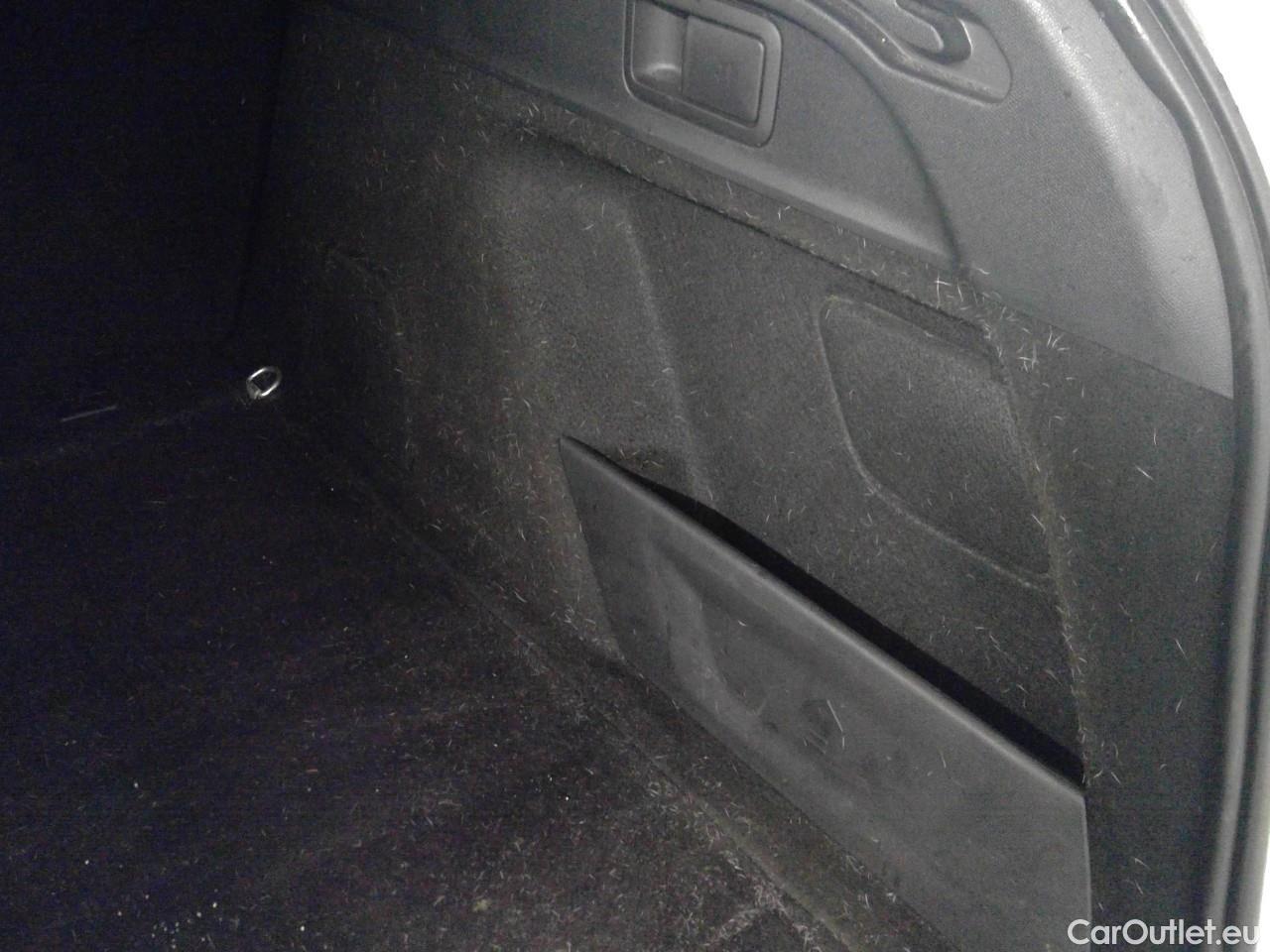  Peugeot  308  SW HDi 120 Active Aut. #7