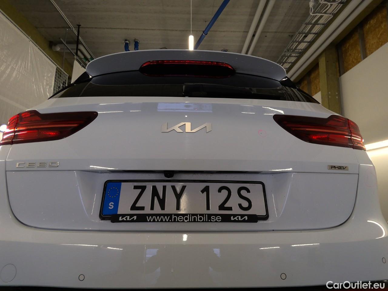  KIA  Cee'd ceed SW 1.6PHEV Advance Aut #6