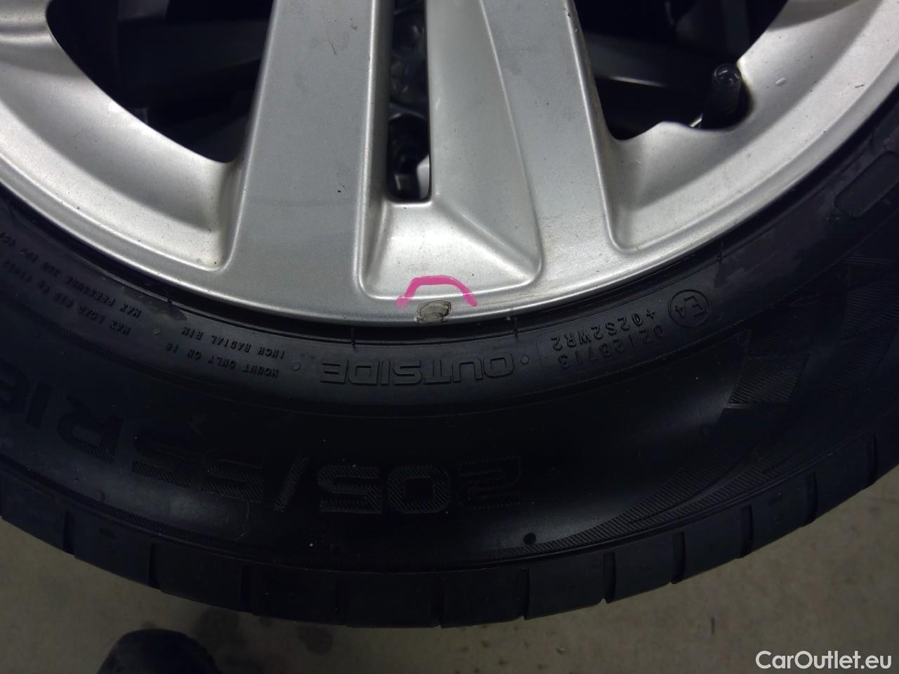  Peugeot  308  SW HDi 120 Active Aut. #1