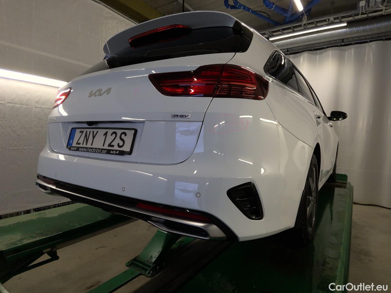  KIA  Cee'd ceed SW 1.6PHEV Advance Aut #4