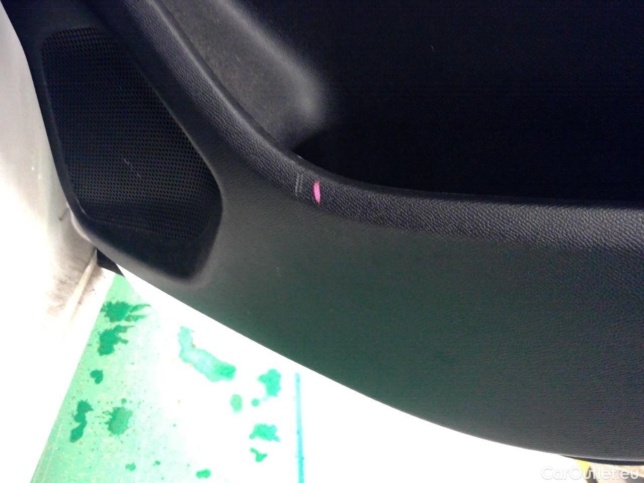  Peugeot  308  SW HDi 120 Active Aut. #23