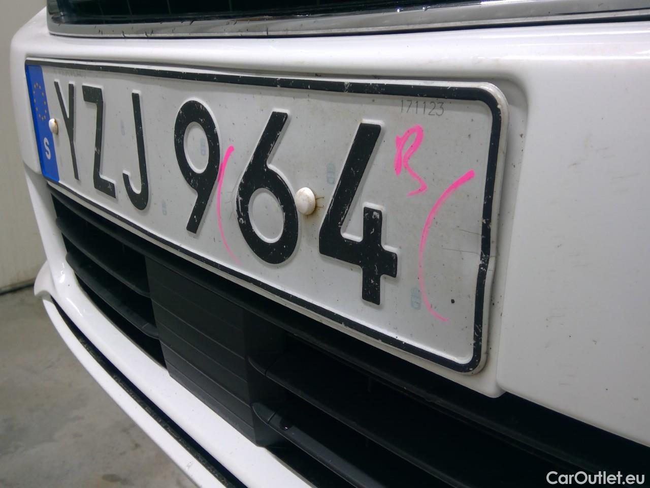  Peugeot  308  SW HDi 120 Active Aut. #31