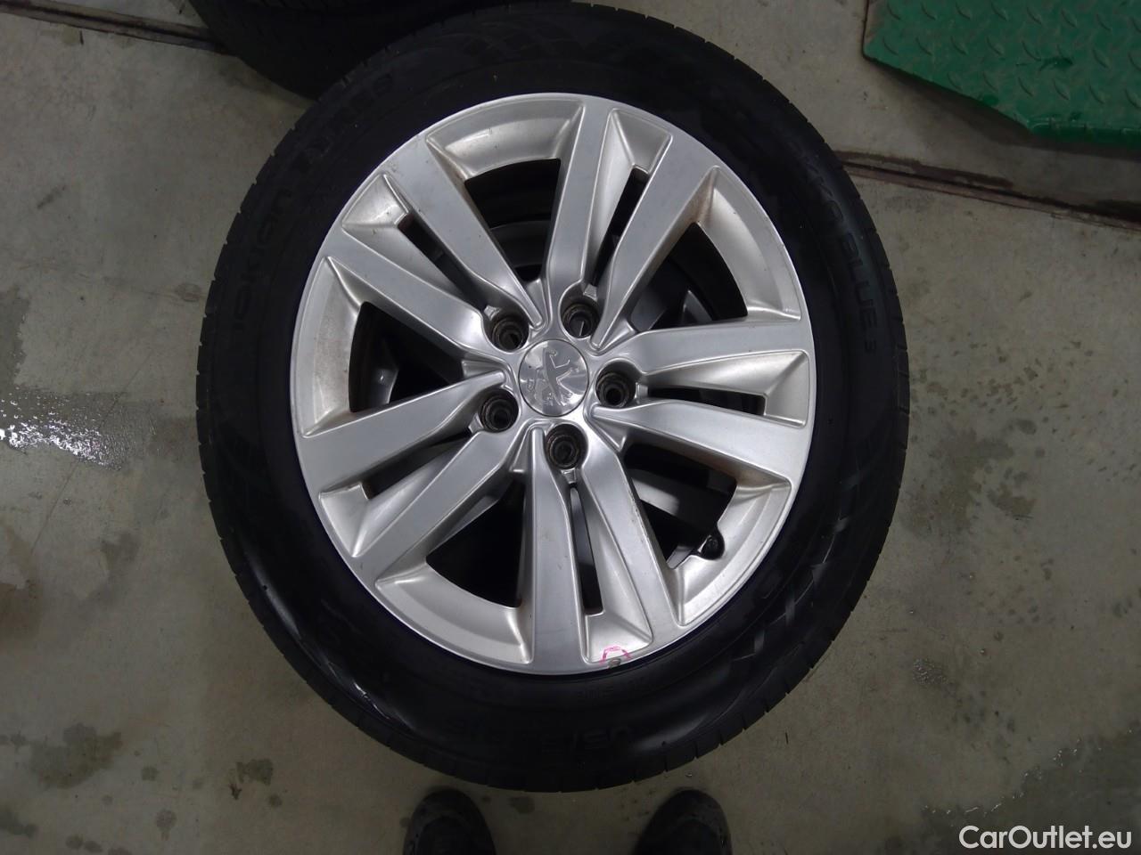  Peugeot  308  SW HDi 120 Active Aut. #2