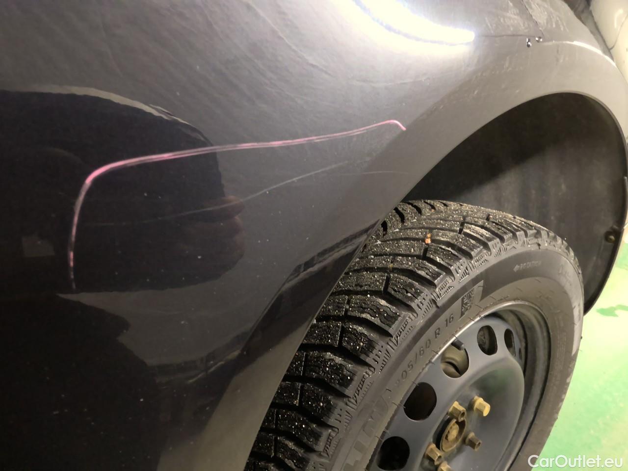  Volkswagen  Caddy  TDI 110 4WD Aut #18