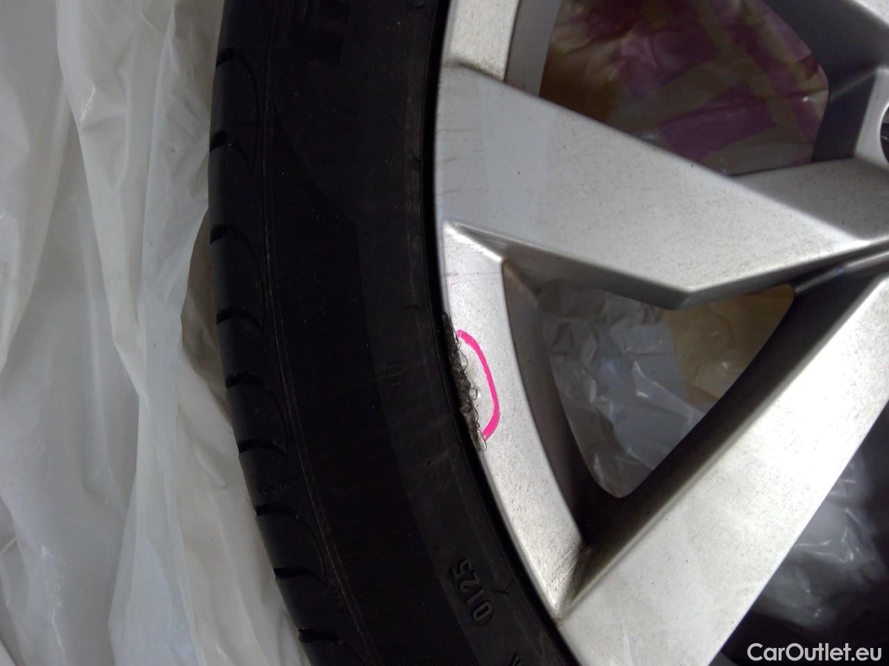  Volkswagen  Golf  Sp.Combi TSI 150 GT Aut. #4