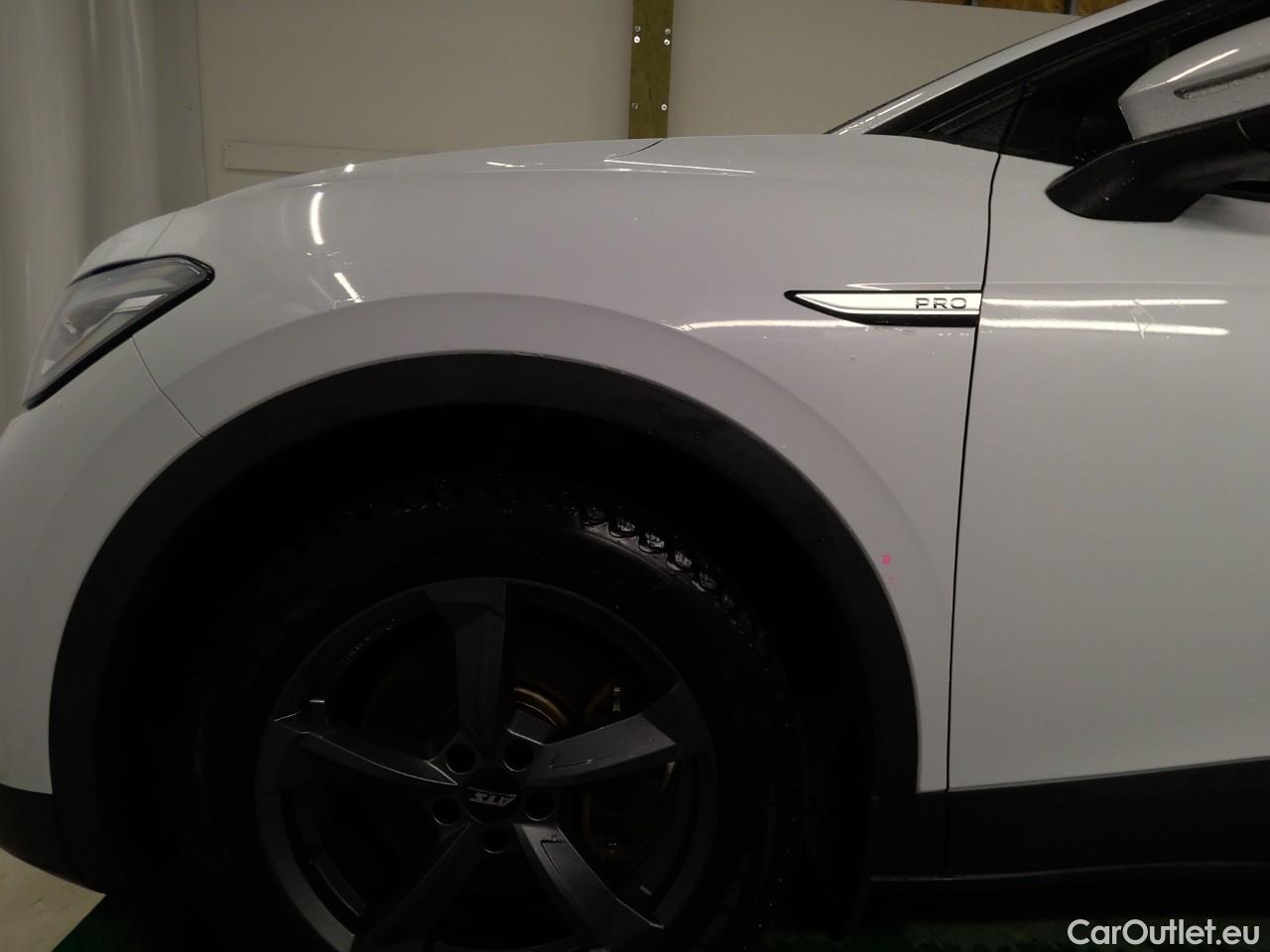  Volkswagen  ID.4  EV 77kWh Business #1