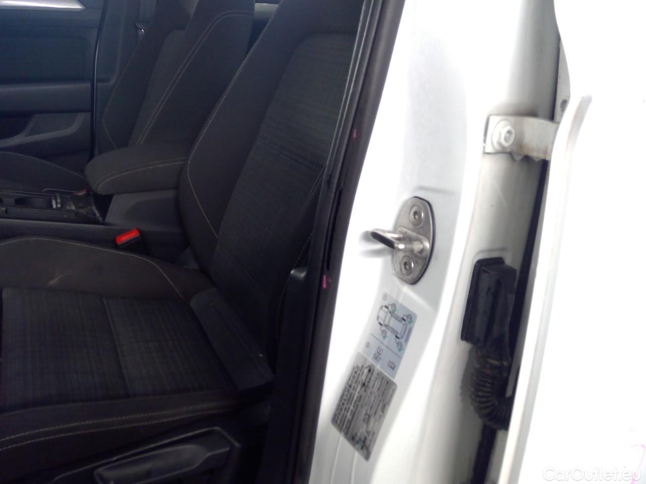  Volkswagen  Passat  SC TDI 150 Aut. #19