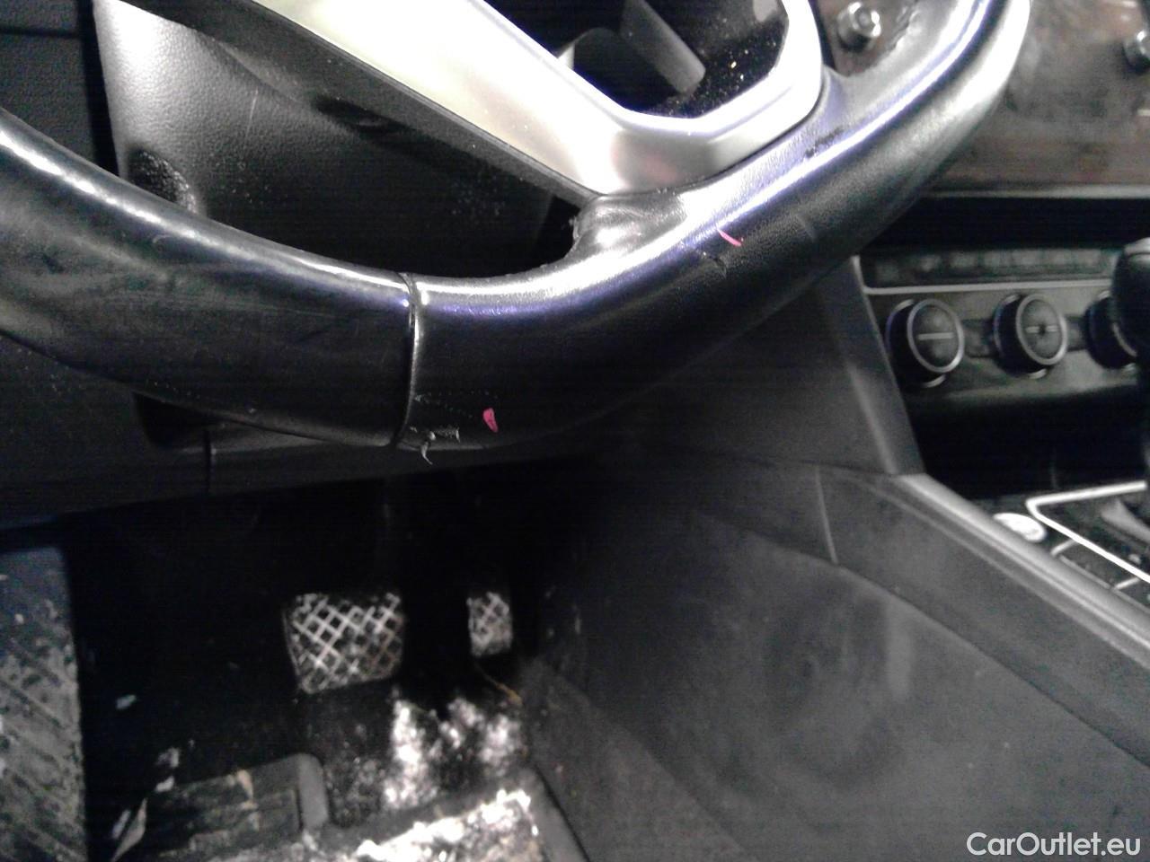  Volkswagen  Passat  SC TDI 150 Aut. #16