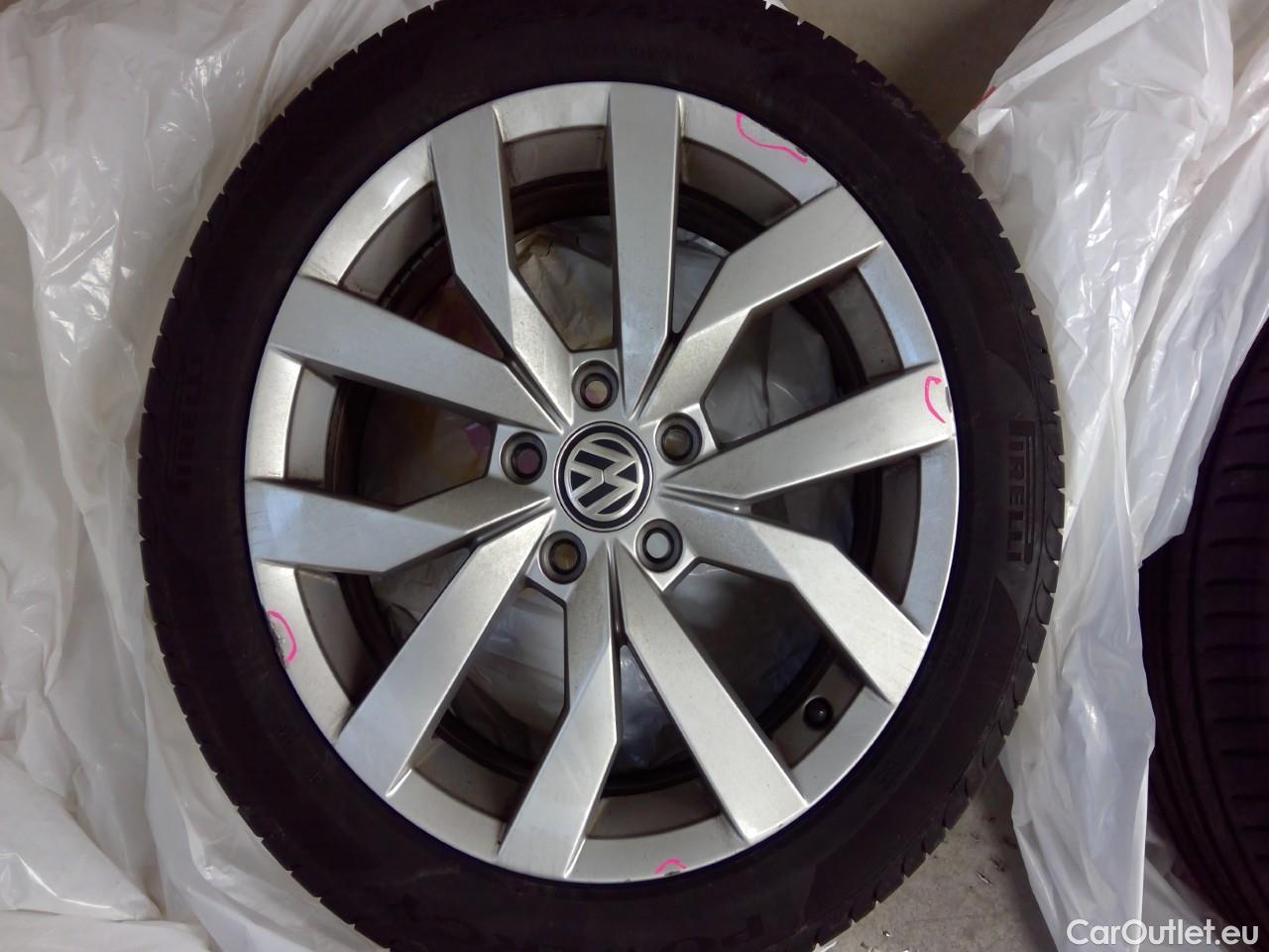  Volkswagen  Golf  Sp.Combi TSI 150 GT Aut. #3