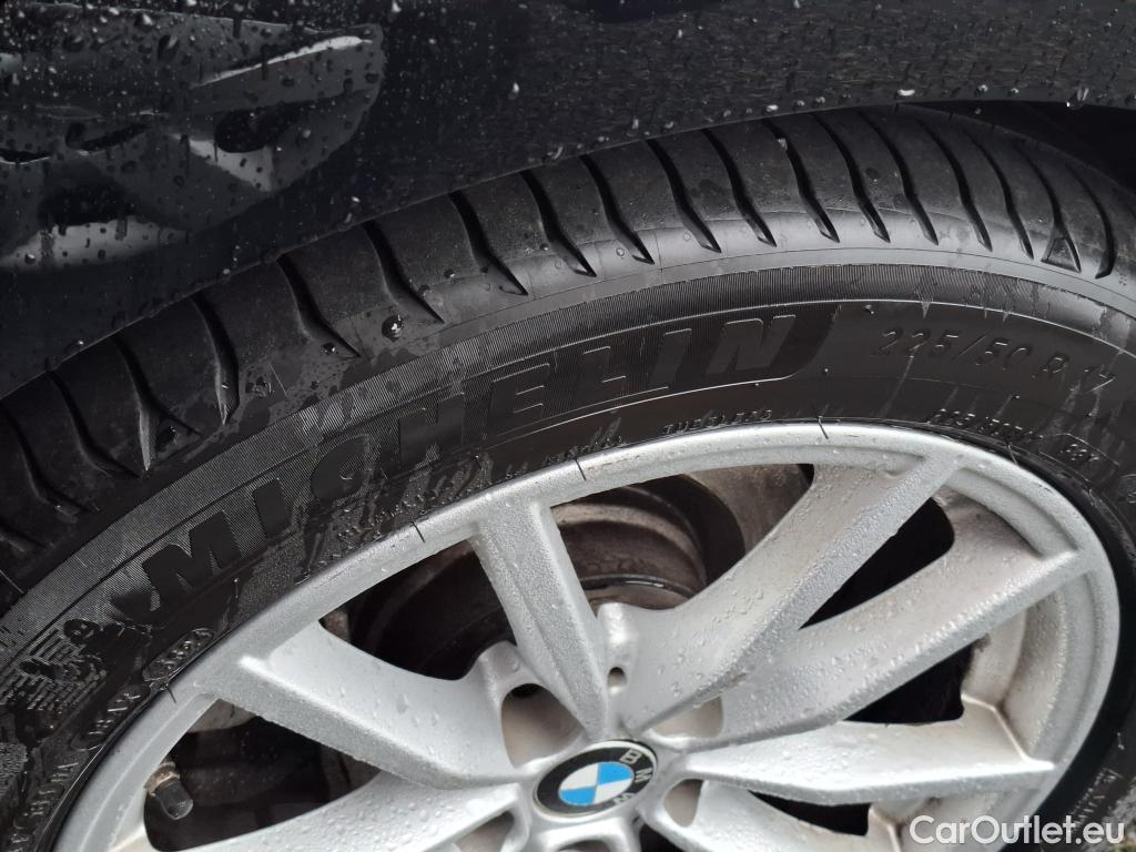  Bmw  Serie 3 BMW Série 3 Touring / 2019 / 5P / Break 318d 150ch Lounge BVA8 #51