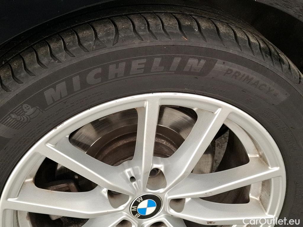  Bmw  Serie 3 BMW Série 3 Touring / 2019 / 5P / Break 318d 150ch Lounge BVA8 #35