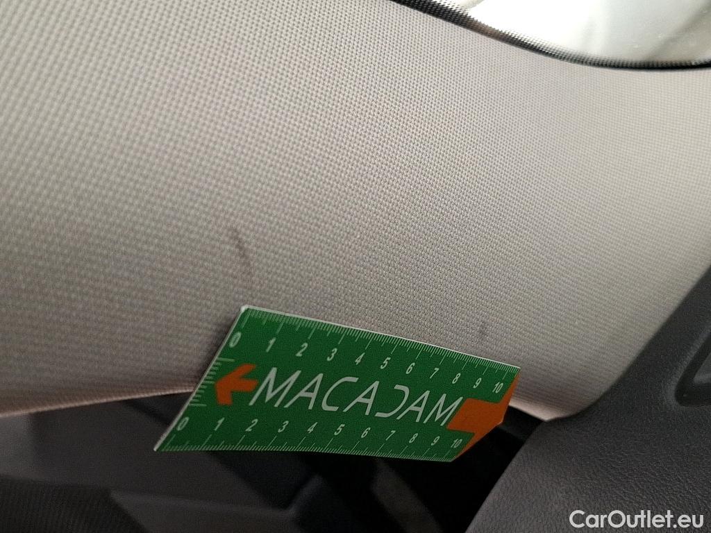  Bmw  Serie 3 BMW Série 3 Touring / 2019 / 5P / Break 318d 150ch Lounge BVA8 #44