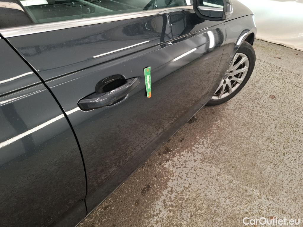  Audi  A4  Avant business line 2.0 TDI 150CV BVA7 E6 #1