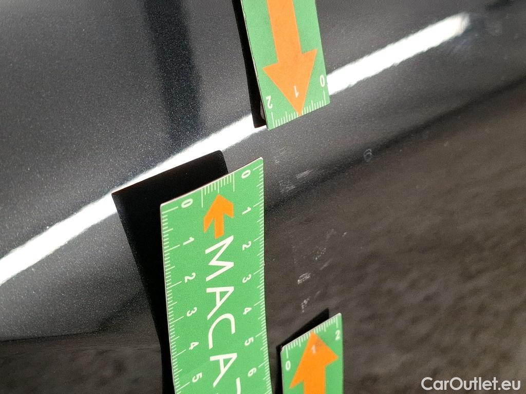  Bmw  Serie 3 BMW Série 3 Touring / 2019 / 5P / Break 318d 150ch Lounge BVA8 #17