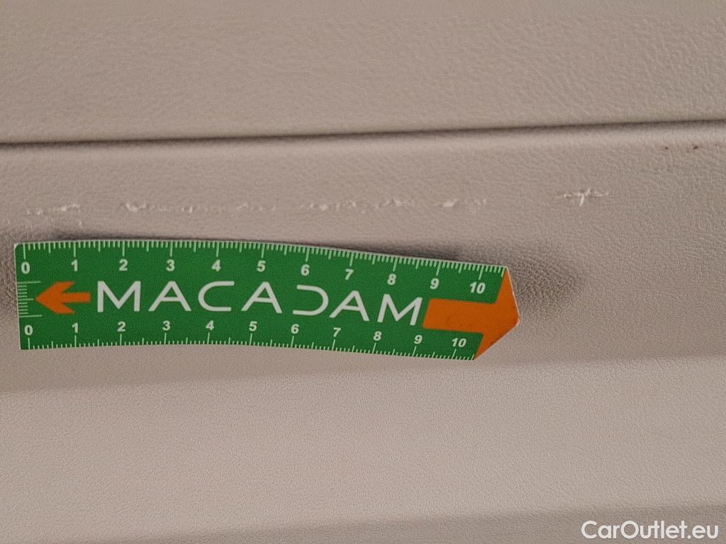  Bmw  Serie 3 BMW Série 3 Touring / 2019 / 5P / Break 318d 150ch Lounge BVA8 #29