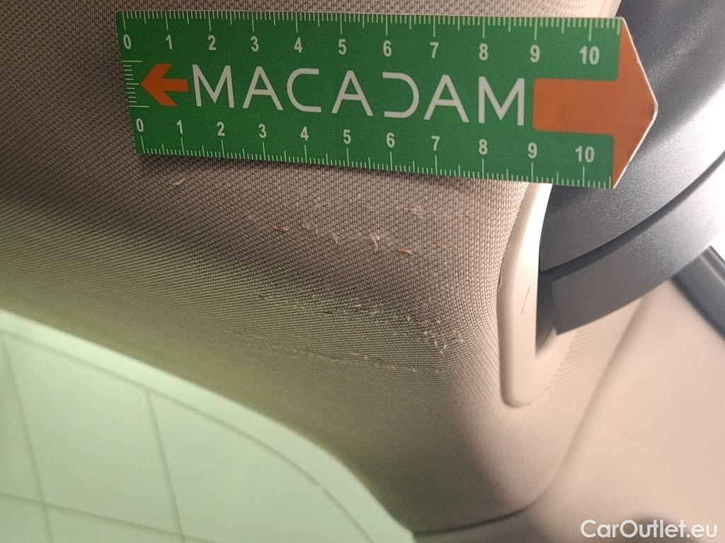  Bmw  Serie 3 BMW Série 3 Touring / 2019 / 5P / Break 318d 150ch Lounge BVA8 #3