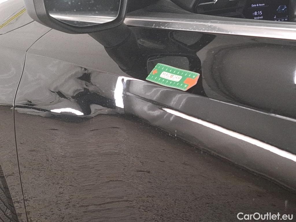  Audi  A3 AUDI  Sportback / 2020 / 5P / Berline 35 TFSI 150 MHEV S Tronic Business Line #38