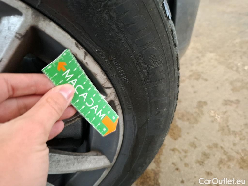  Bmw  Serie 2 Série 2 Gran Tourer 218i Lounge 1.5 140CV BVA7 E6dT #21