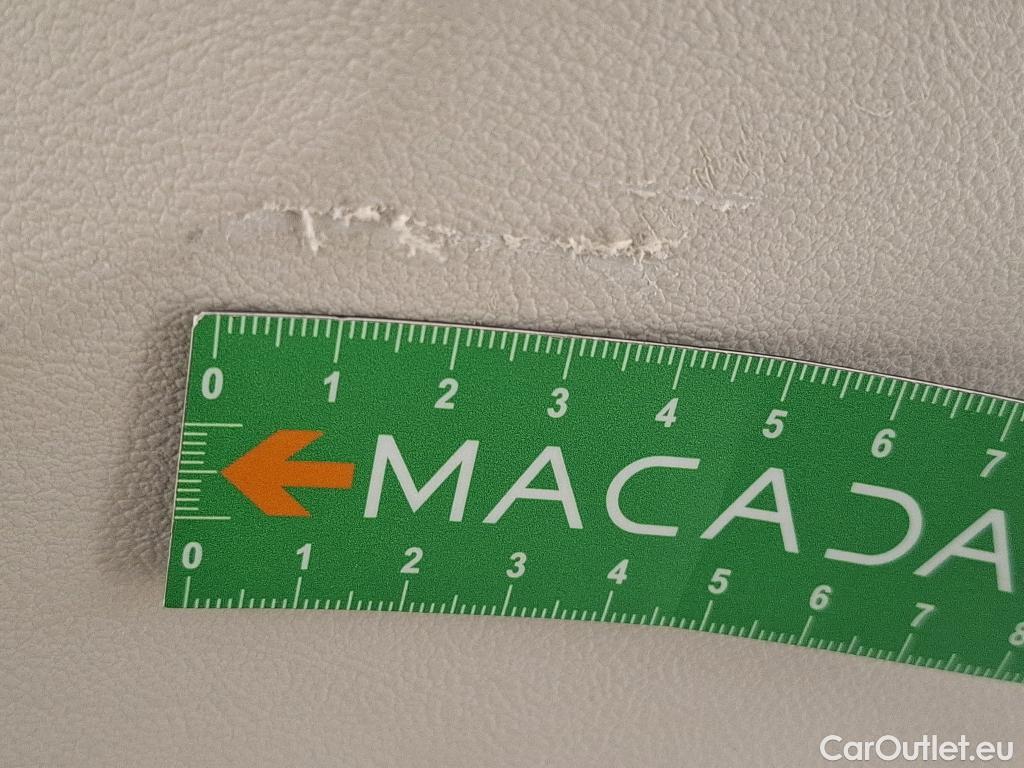  Bmw  Serie 3 BMW Série 3 Touring / 2019 / 5P / Break 318d 150ch Lounge BVA8 #30