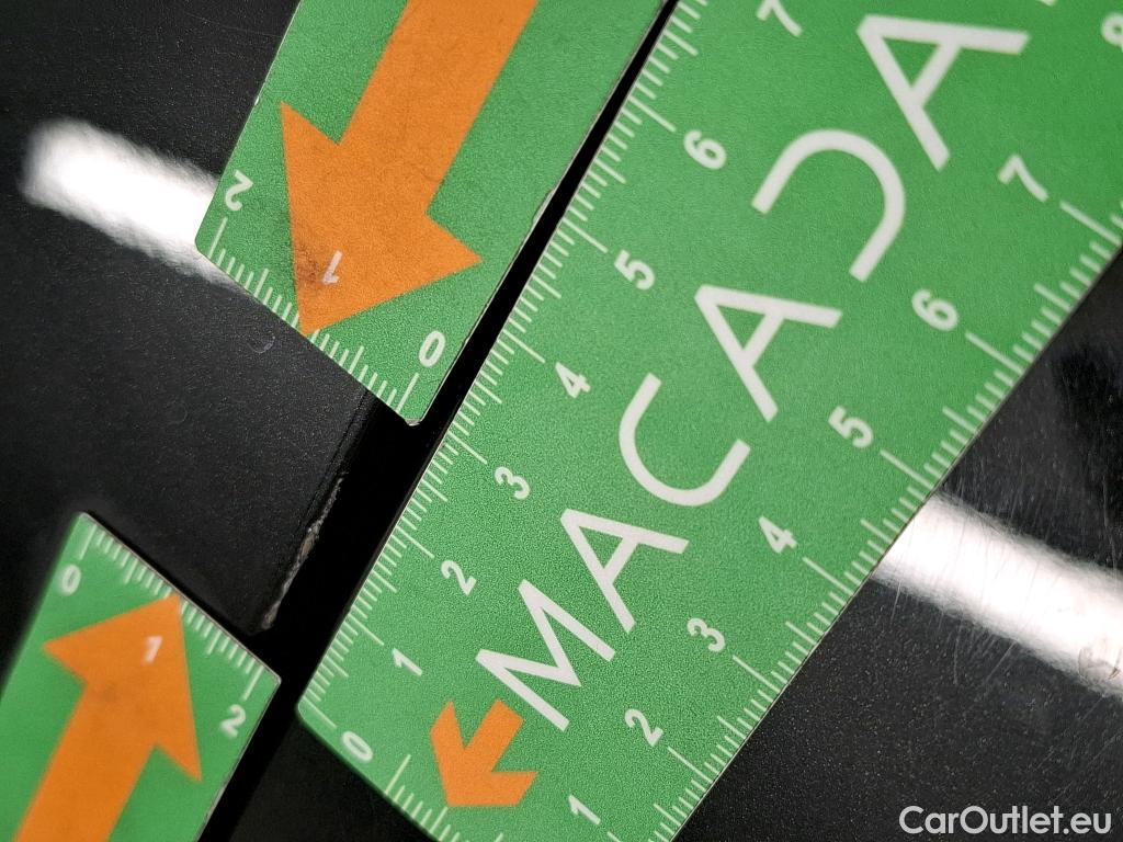  Bmw  Serie 3 BMW Série 3 Touring / 2019 / 5P / Break 318d 150ch Lounge BVA8 #70