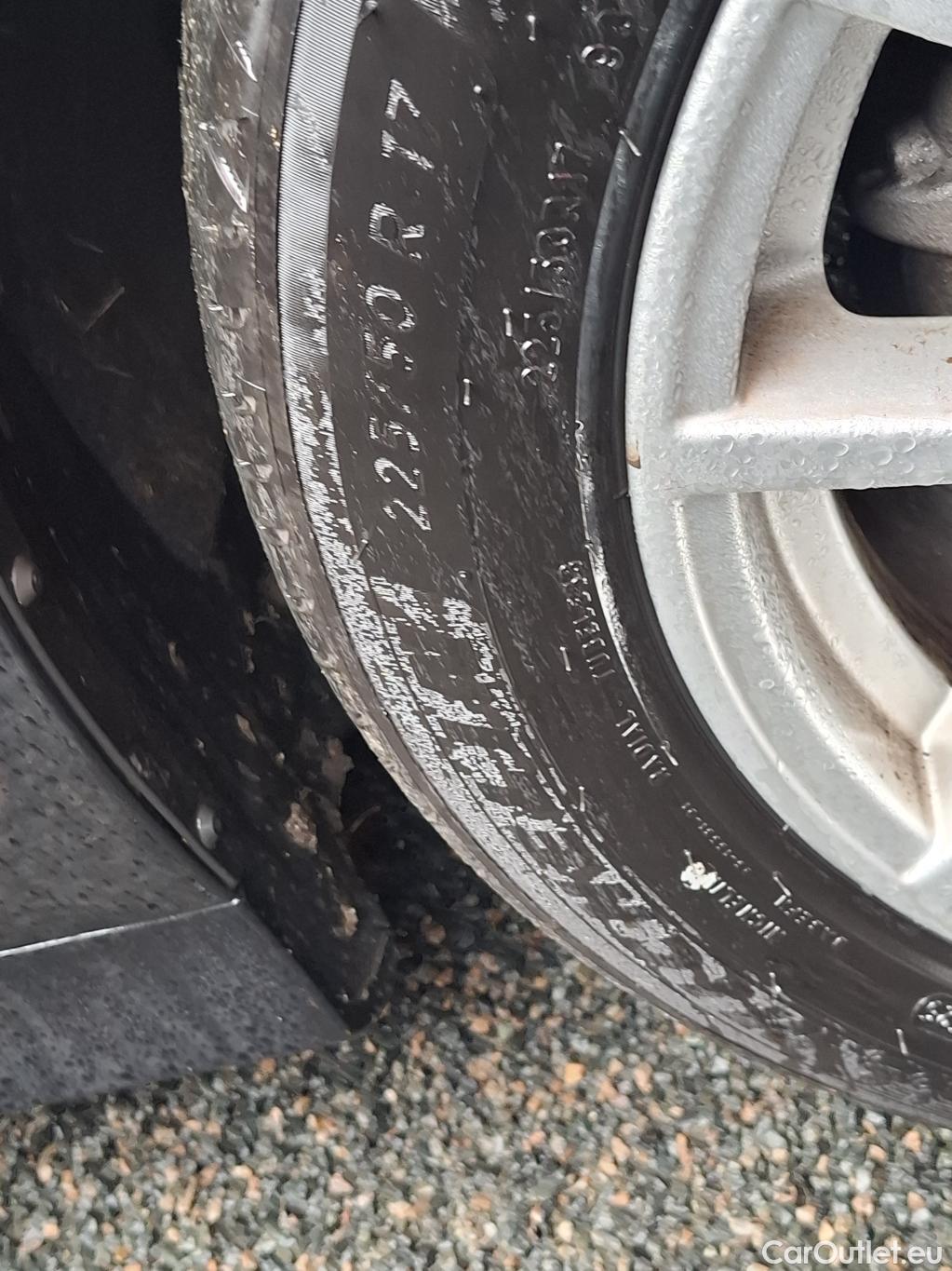  Bmw  Serie 3 BMW Série 3 Touring / 2019 / 5P / Break 318d 150ch Lounge BVA8 #49