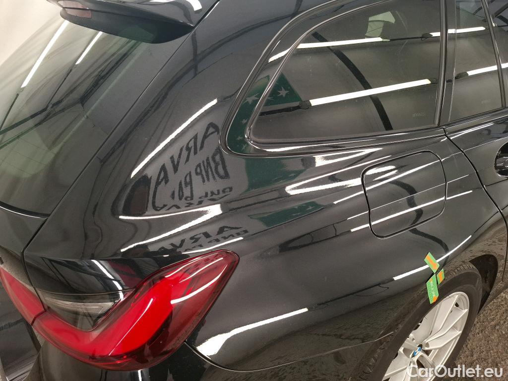  Bmw  Serie 3 BMW Série 3 Touring / 2019 / 5P / Break 318d 150ch Lounge BVA8 #62